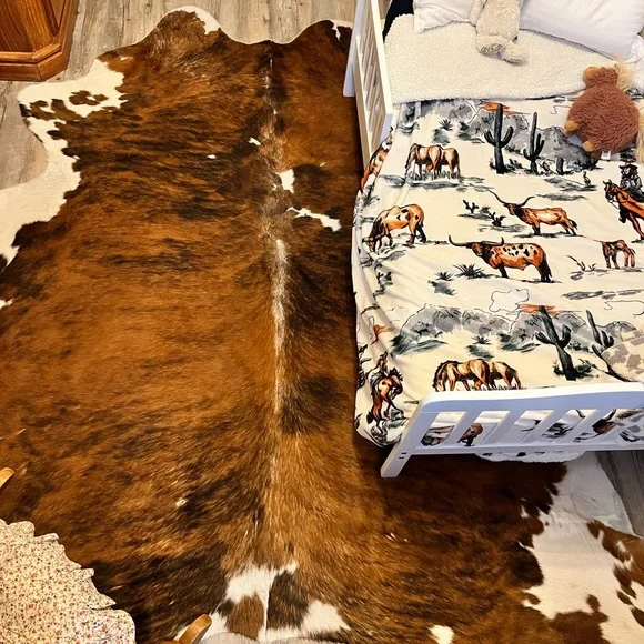 Brindle Cowhide Rug - Picture 1 of 3